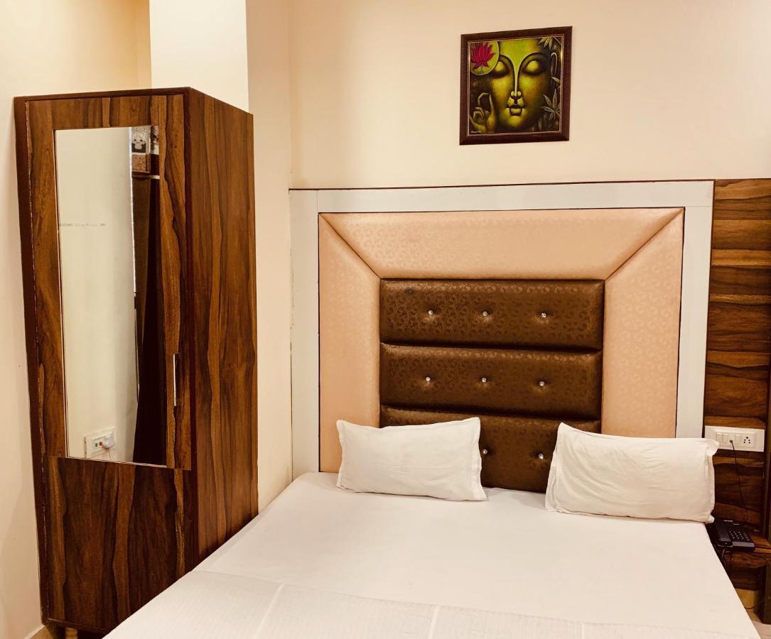 Hotel Sbr 3*