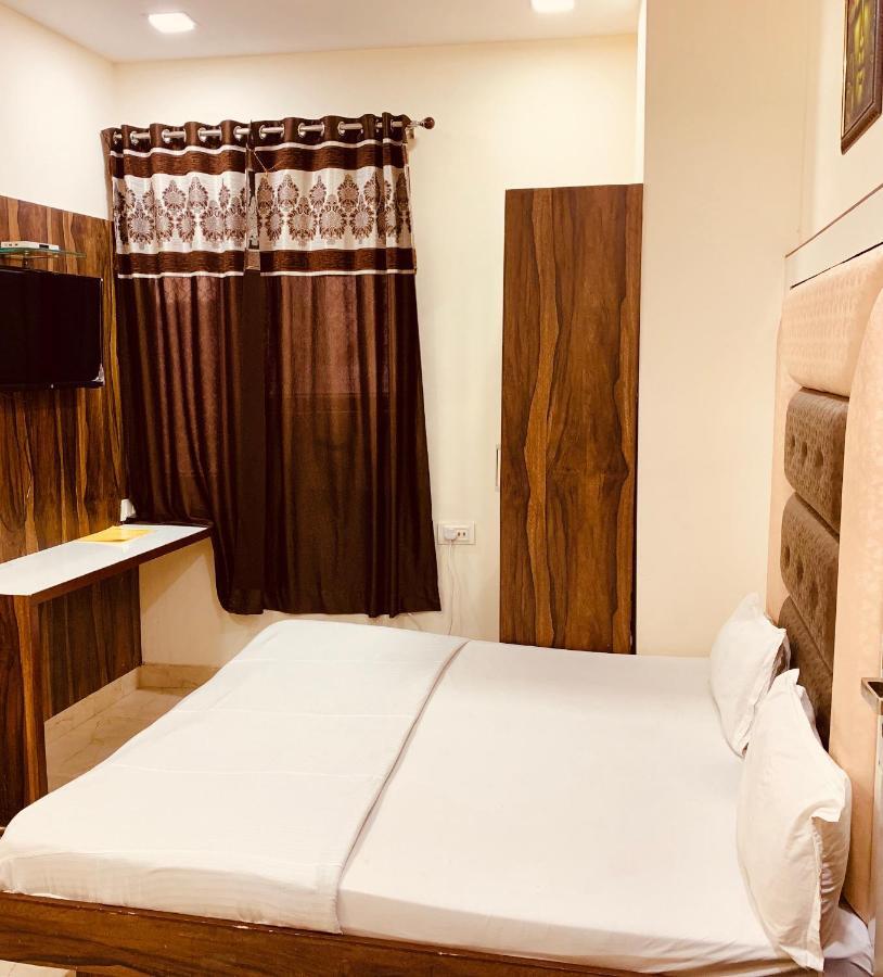 Hotel Sbr 3*
